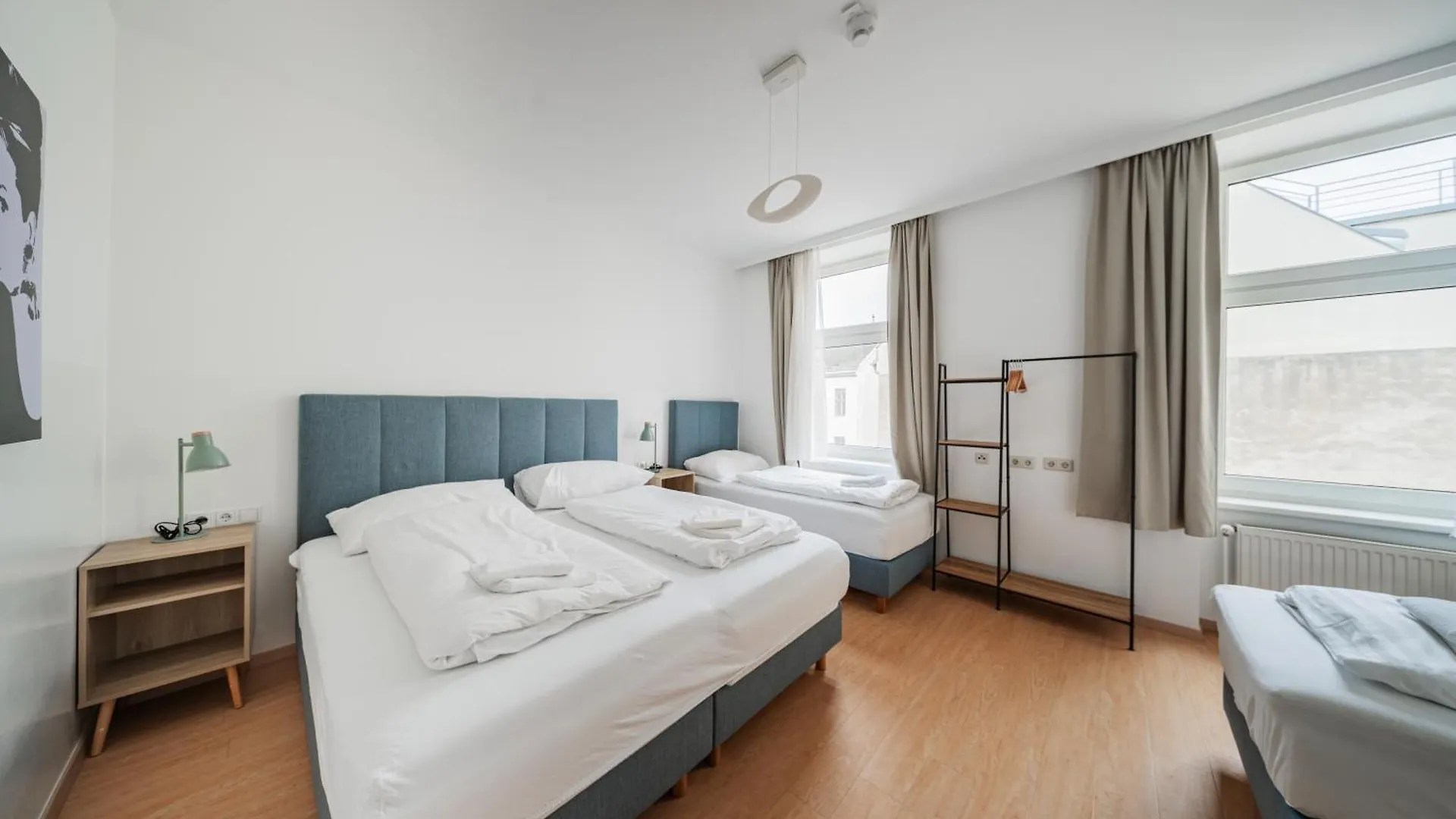 74 Living Apartments Вена