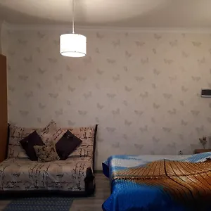 https://zhenis-street.hotels-in-astana.com