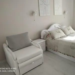 https://deluxe-apartment-vesela.hotelslviv.net