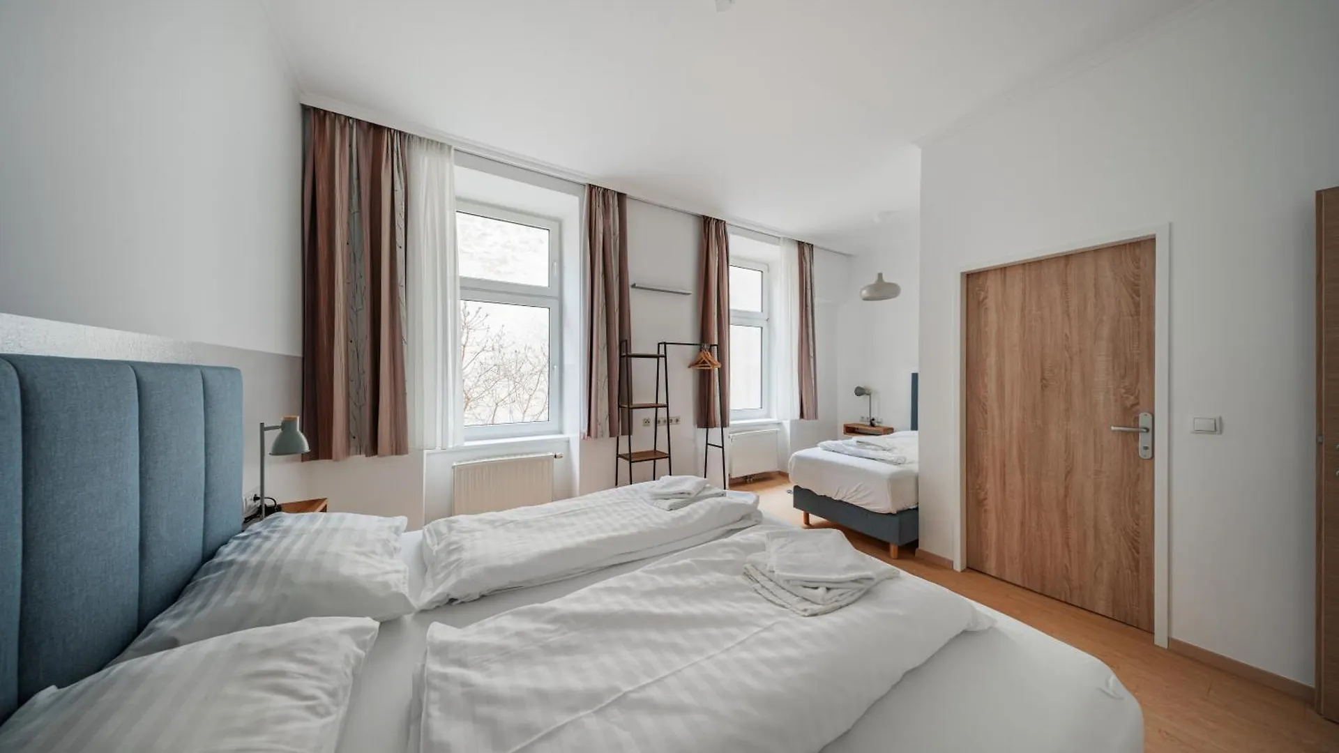 74 Living Apartments 비엔나 0*,