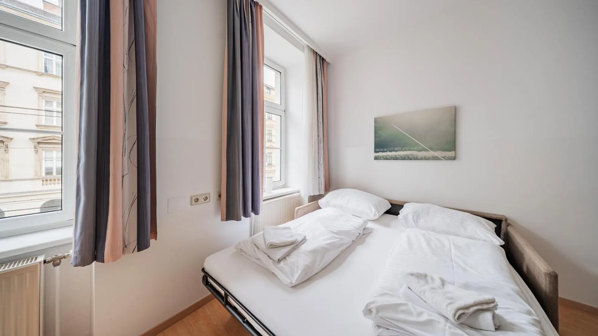 74 Living Apartments 비엔나 0*,