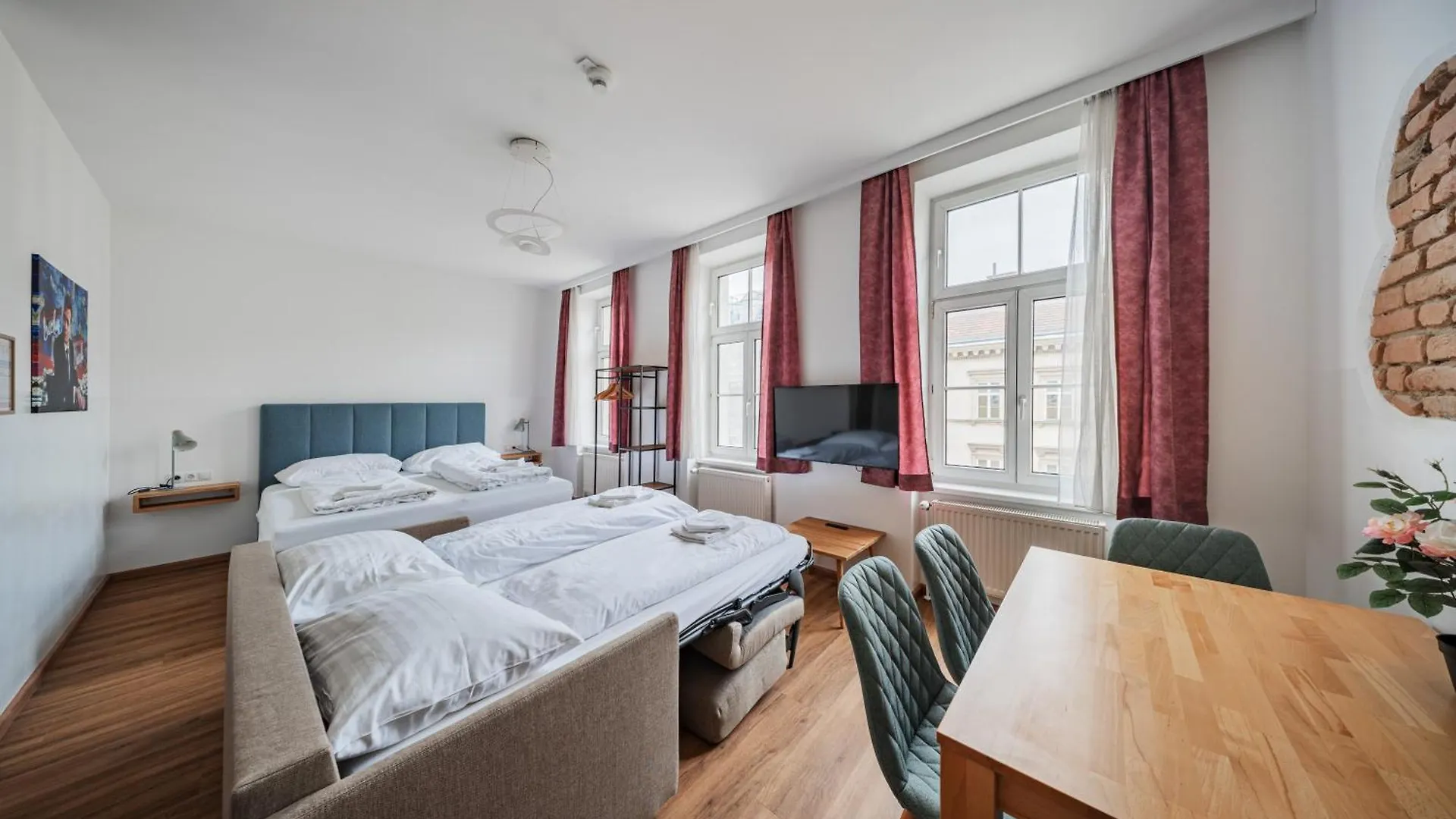 74 Living Apartments 비엔나 0*,